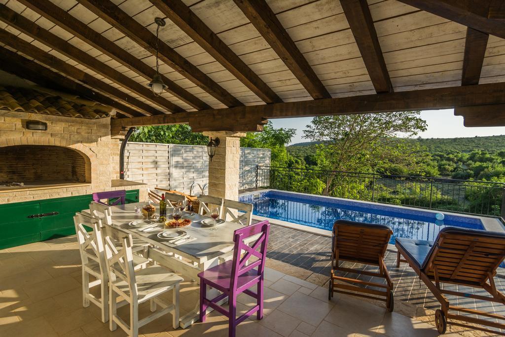 Villa Dvori Dida Mile Sveti Petar  Pokoj fotografie